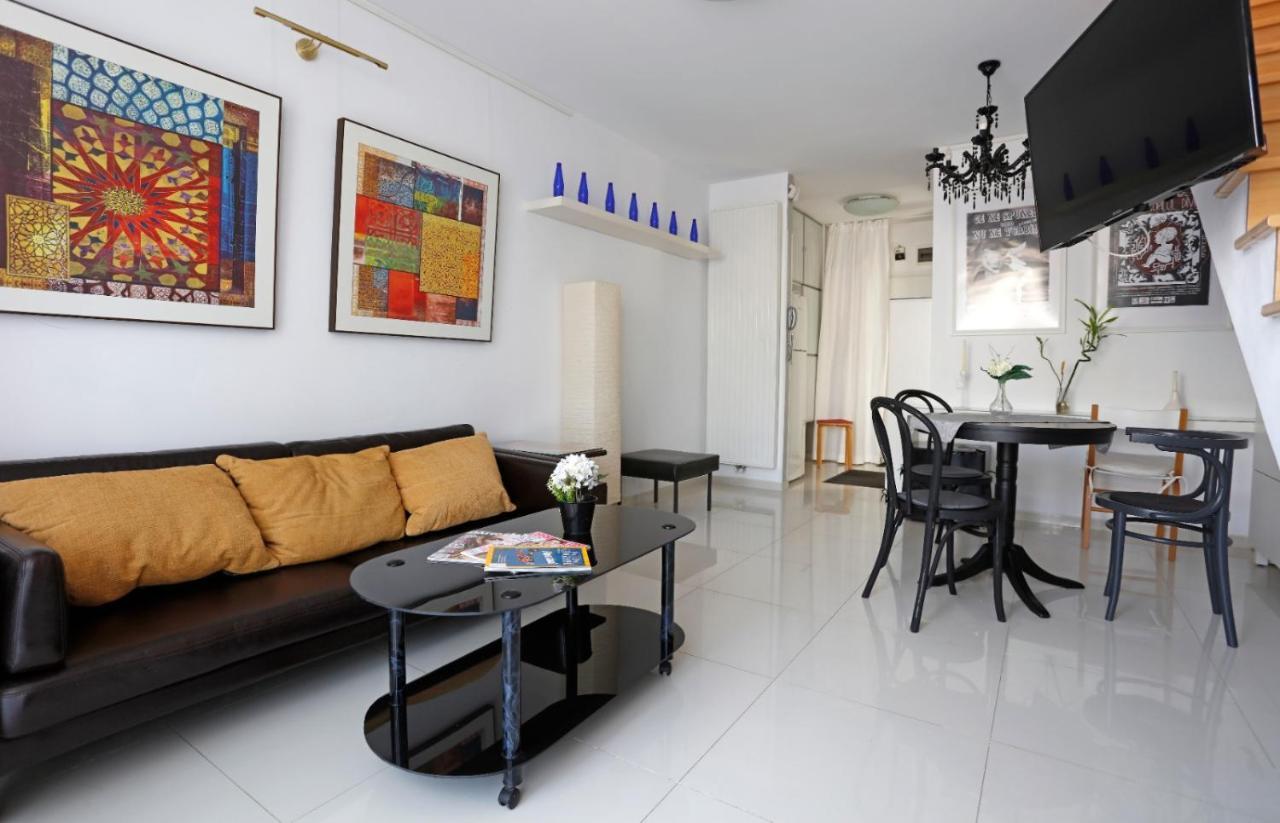 Gorgeous 2 Bedroom Duplex In City Center Bucureşti Exterior foto