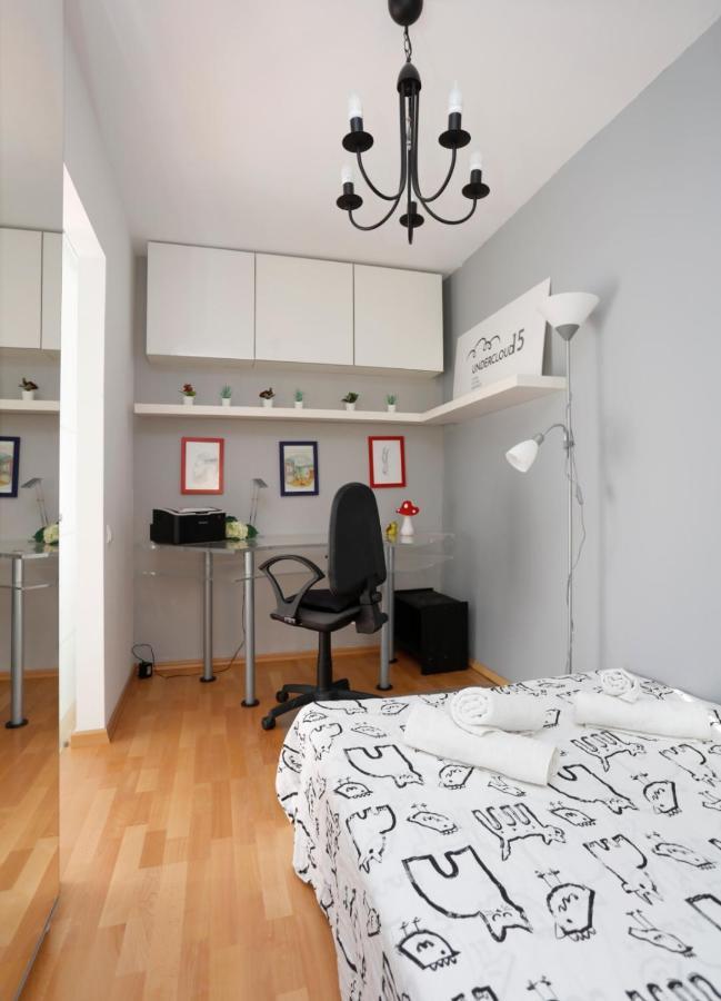 Gorgeous 2 Bedroom Duplex In City Center Bucureşti Exterior foto