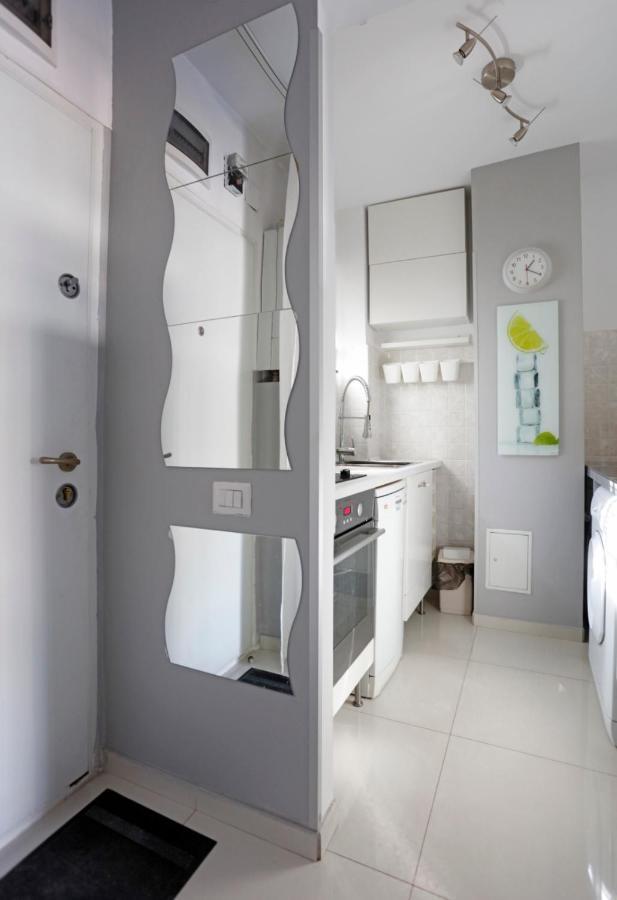 Gorgeous 2 Bedroom Duplex In City Center Bucureşti Exterior foto
